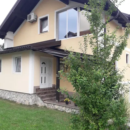 Sweet Holiday Villa Hadžići