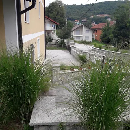 Sweet Holiday Villa Hadžići